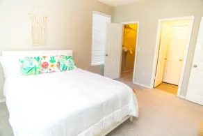 Boho Chic*Atl*Smart TV*Parking*15 Mins to Midtown - Image 3