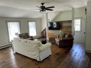 Charming 1-BR, detached, minutes from beach - Image 2