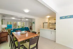 Sandy Beach 12, a 3 bed pool view Noosaville villa - Image 5