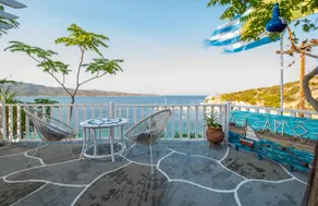 Mesmerising view at the sea and the port 1🌊 - Image 3