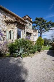 Beautiful villa with pool between sea and mountain. - Image 5