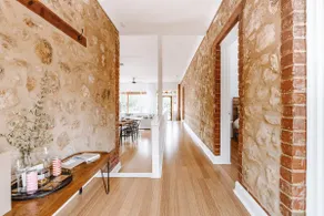 Hidden gem amongst the wineries, rustic + luxury - Image 2