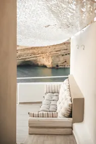Nostos Cave Seaview Apartment - Image 3