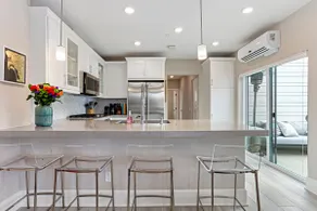 Modern Mission Beach Townhome between the Pacific and the Bay - Image 3