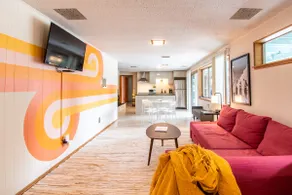 Basement Apartment with Speakeasy & Hot Tub - Image 3