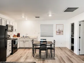 Gilbert Guesthouse: Cozy Desert 2-bedroom Home - Image 4