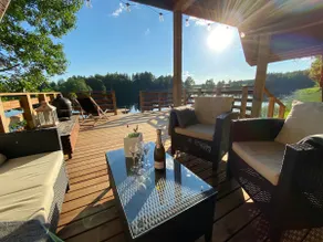 Private Lakeside Cottage with Sauna & Forest Views - Image 2