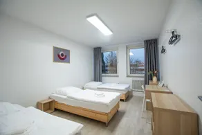 T&K Apartments-Neuss-10 Rooms Apartment-1 OG - Image 5