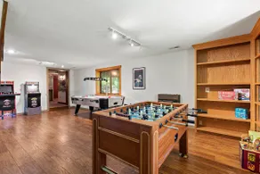Hocking Hills Villa · Arcade · Hot Tub · 50 Ac - Image 3