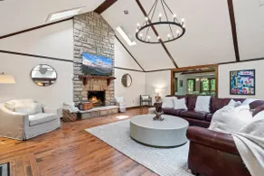 Hocking Hills Villa · Arcade · Hot Tub · 50 Ac - Image 2