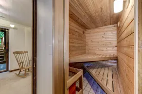 Spacious Cabin with Hot Tub, Sauna, AC, Loft, King bed, Free Parking - Image 5