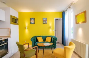 Le Jaune Vendée - Renovated T2 - Terrace - Image 2