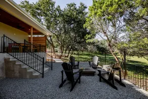 The Remy Cottage near wedding venues & breweries - Image 2