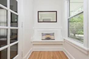 Historic Home in the Heart of the City on Street Car Line. World Cup close - Image 2
