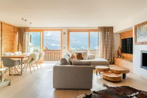 LARGE AND BRIGHT APARTMENT SPECTACULAR VIEW OF THE COUNTY OF BORMIO......... - Image 2
