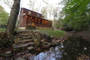 Cozy Creekside Cabin + Walking Trails - Image 5