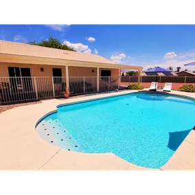 Comfortable 3 bd w/2 King Beds+Heated Pool Option* - Image 2