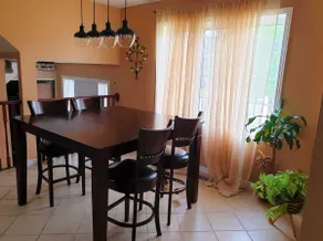 Luxury 5 Bedroom Vacation Home Near The Boardwalk - Image 4