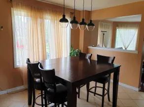 Luxury 5 Bedroom Vacation Home Near The Boardwalk - Image 5