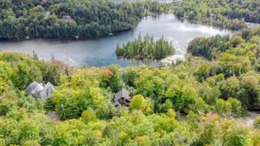 ★Lakefront ★HOT TUB, Breath-taking★ Views, in the Heart of Nature - Image 3
