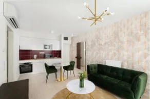 Superior Apartment with Balcony by FirstHost - Image 5