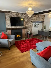 Crown Cottage - Image 2