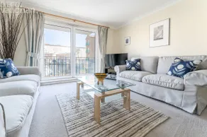 Super 2-bedroom 2-bath with lagoon views- 398850 - Image 3