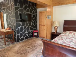 Larkspurs, Dunga Gali -Furnished Studio Apartment - Image 4