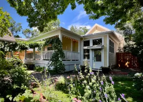 Luxury Dream Cottage - Hot Tub, 3 blocks from Pearl Street, and 5 outdoor patios - Image 2