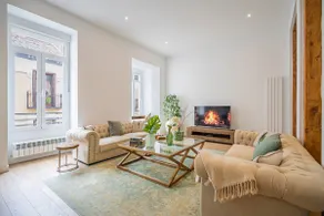 The Heart of Chueca - 3Bdrm 3 Bath - Image 4