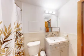 Clean, Quiet Budget 1 Bedroom Apt w/office - Image 2