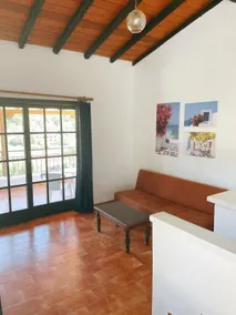 Deluxe 2 bedroom villa with large balcony - Image 4