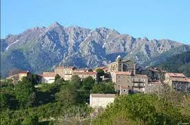 at LULU's apartment in the heart of the village of Cozzano - Image 4