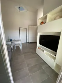 Lovely apartment with indoor parking space - Image 4