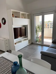 Lovely apartment with indoor parking space - Image 2