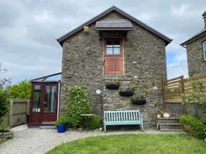 Trysor Holiday Cottage, Cardigan Bay with sea views - Image 4