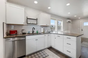 Adorable, Brand New 1-Bedroom House - Boise Bench - Image 3