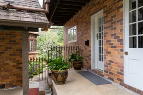 Beautiful View Park Villa - Image 2