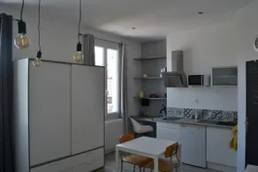 Nice studio 2 ideally located - Image 5