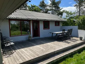 Simple wooden cottage close to nature and Gudenåen - Image 2