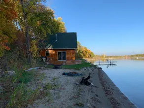 Edgewater Escape - on Paul Lake - Image 5