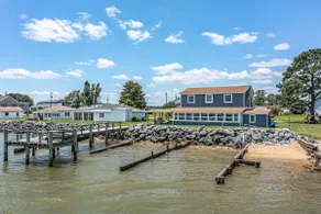 Magnificent Waterfront Chesapeake Bay Retreat - Image 5