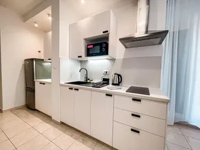 2BR steps away from beach, large terrace with BBQ - Image 2