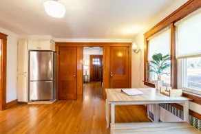 Cozy Historic Wakefield Home Close to Beaches - Image 4