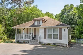 Quiet Stay| Whitewater Retreat| 1.5 mil to Airport - Image 2
