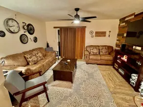 Abi's Place, No Stairs! Central Location!  Stylish!  3 BDRM 2 BA, Pool Available - Image 2