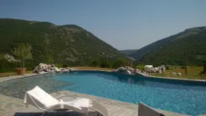 Beautiful Villa with pool, quiet and unobstructed view - Image 2