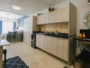 Beautiful Loft • Private Terrace • 5 min. from Downtown - Image 4