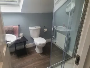 Lovely studio and bedroom appartment ensuite. - Image 3