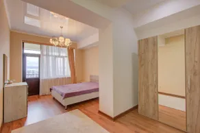 Cozy apartment with a wonderful atmosphere - Image 3